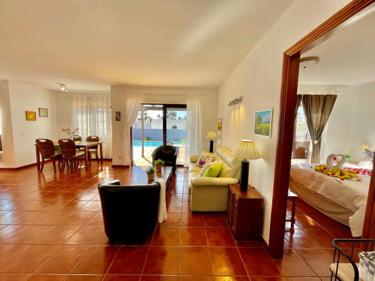 Villa Pilar Playa Blanca  Exterior photo
