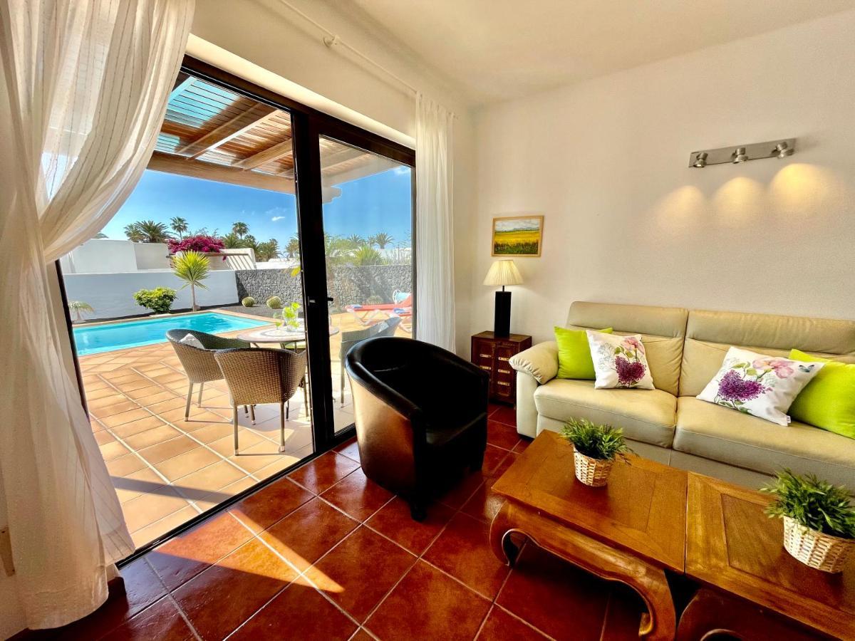 Villa Pilar Playa Blanca  Exterior photo